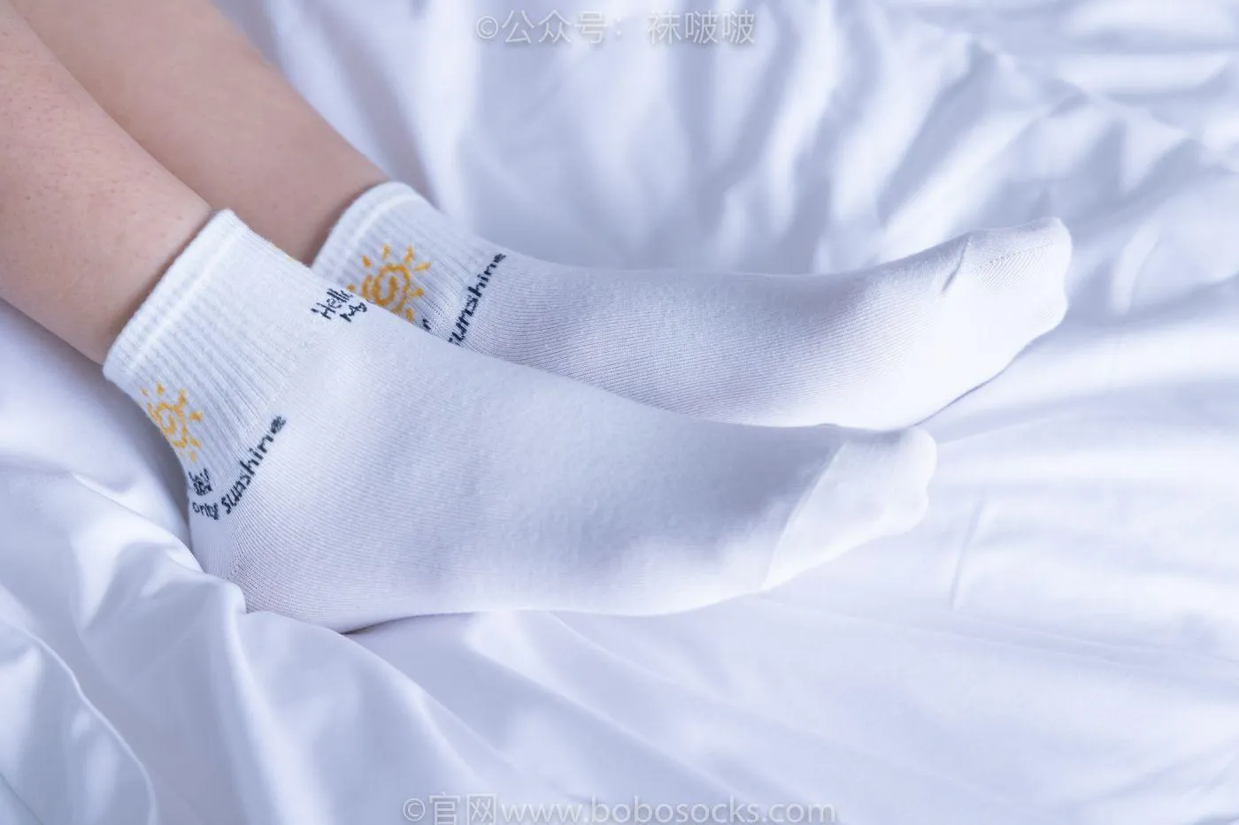 [BoBoSocks袜啵啵]NO.052 瑶瑶-JK制服、帆布鞋、白棉袜、裸足 [133P]插图1